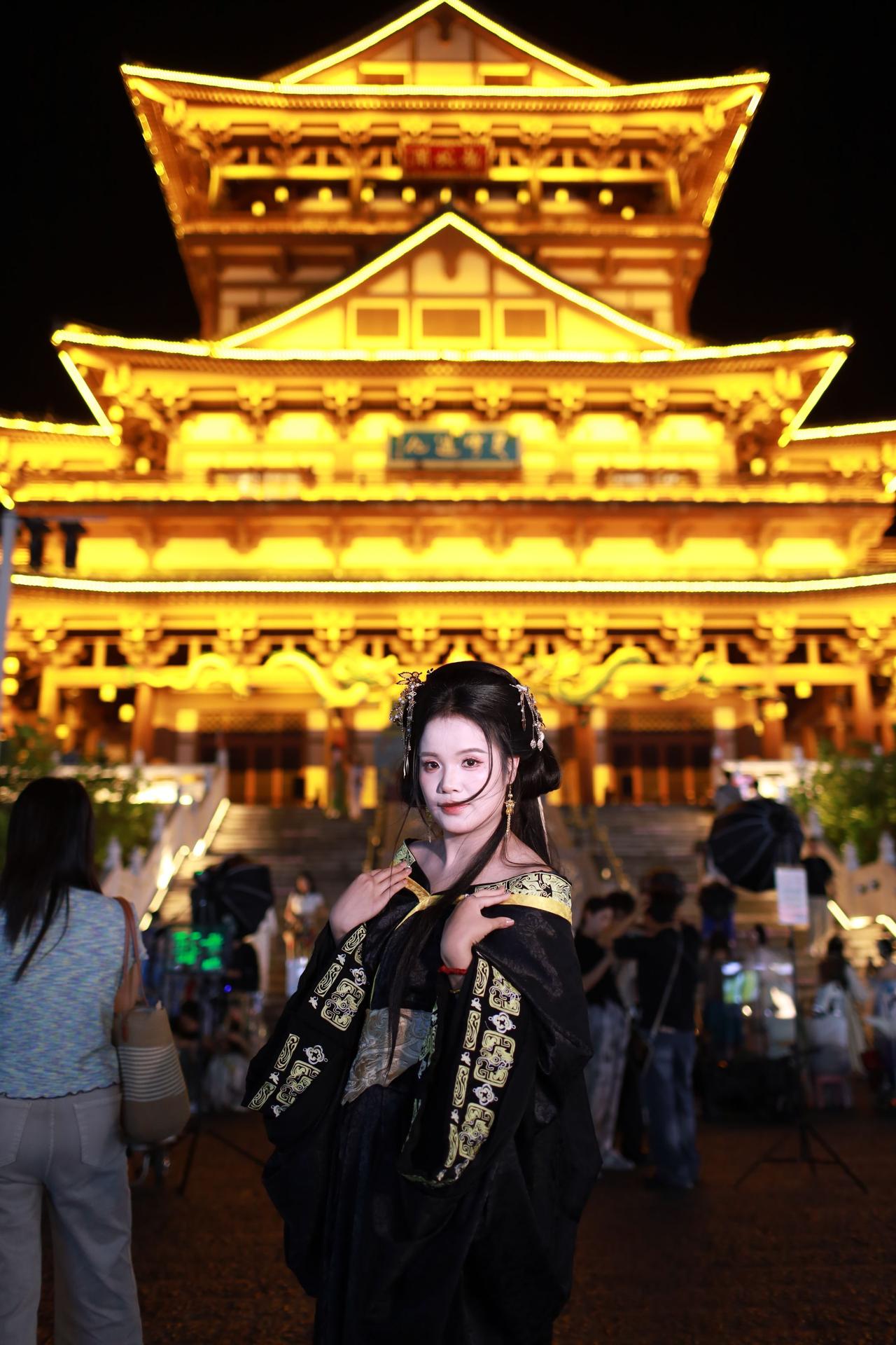 古镇随手拍国风打卡 古风古城夜景 古城 古风建筑夜景打卡