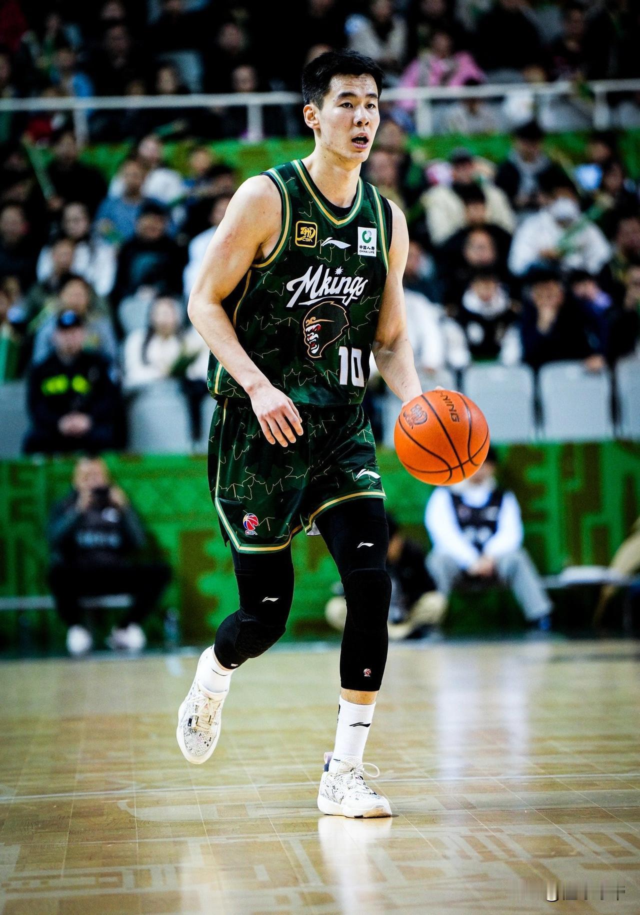 这都进不了国家队？郭昊文爆砍42分一战成名!

在今晚同曦与广东队的从CBA联赛