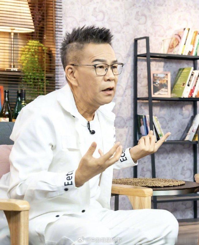 沈玉琳没有昏迷台媒曝沈玉琳最新消息 据台媒30日报道，并没有昏迷，也没有严重到脑