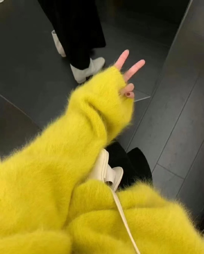 你若结婚了 我等你离婚 你若不离我等你丧偶 你若安好我备胎到老 今生等不到你 来