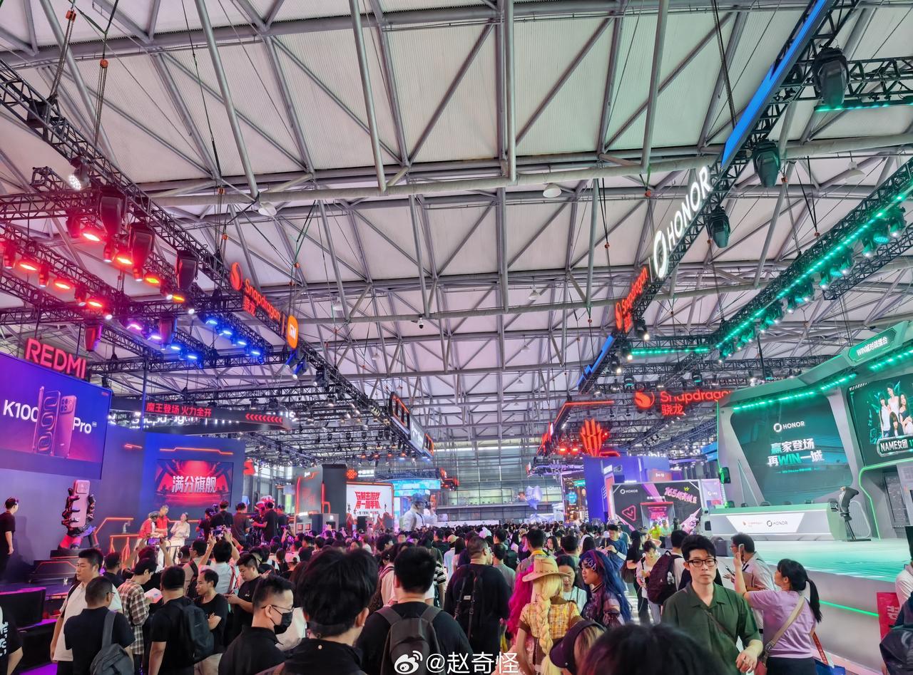今年ChinaJoy 骁龙馆依然是诸神之战 ​​​