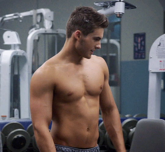 Cody Christian 《少狼》  这剧帅哥美女是真的多 ​​​