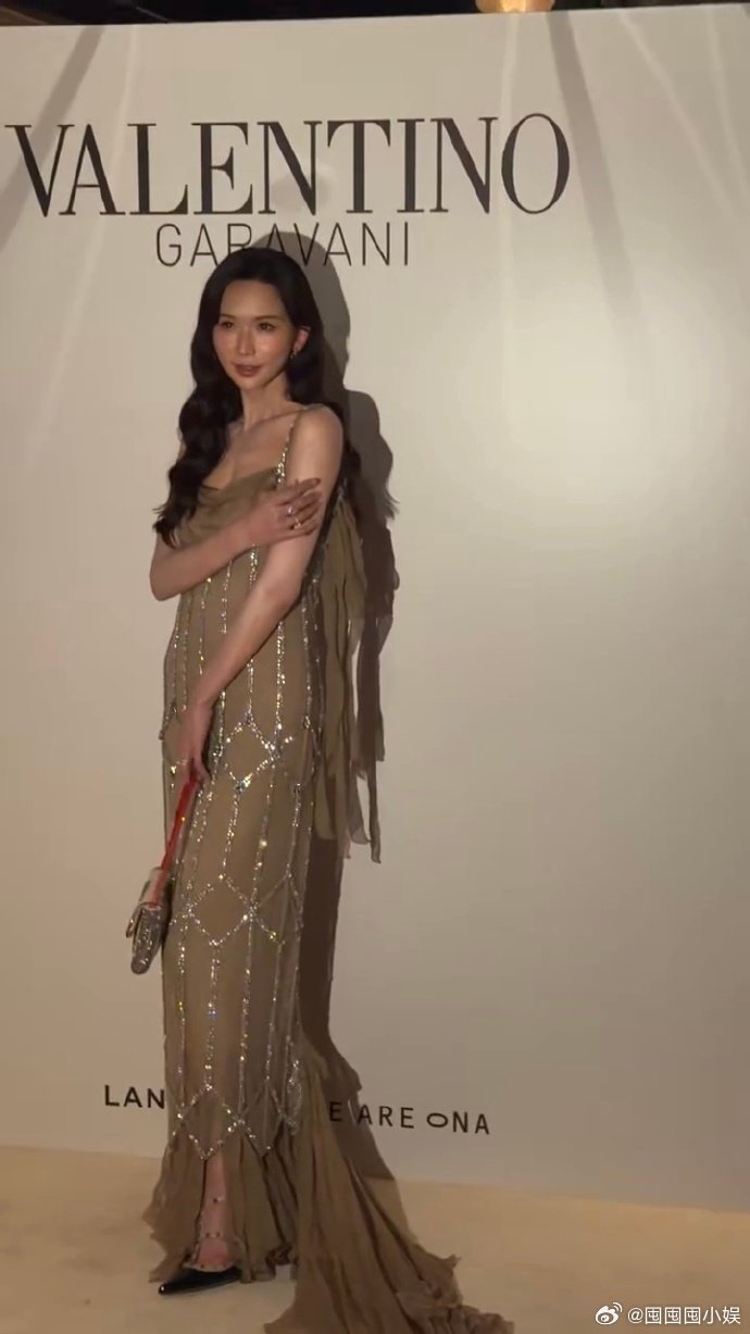 林志玲香港活动生图林志玲52岁状态，生图状态绝了！ 林志玲52岁状态