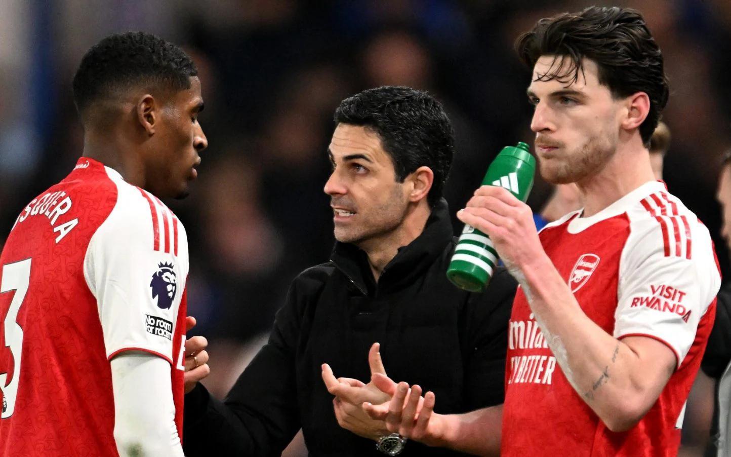 阿森纳 上赛季阿森纳平局多达14场，这是他们未能压倒利物浦的根本原因。其中12月