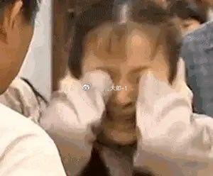 王楚钦因伤退出澳门冠军赛 天呢，我家宝宝受伤了，这可咋办，天啊，偶买噶，我家宝宝