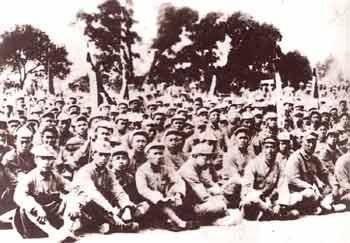 【高世鹰：抗大在抗日民族统一战线中的历史贡献】九一八事变后，中日民族矛...