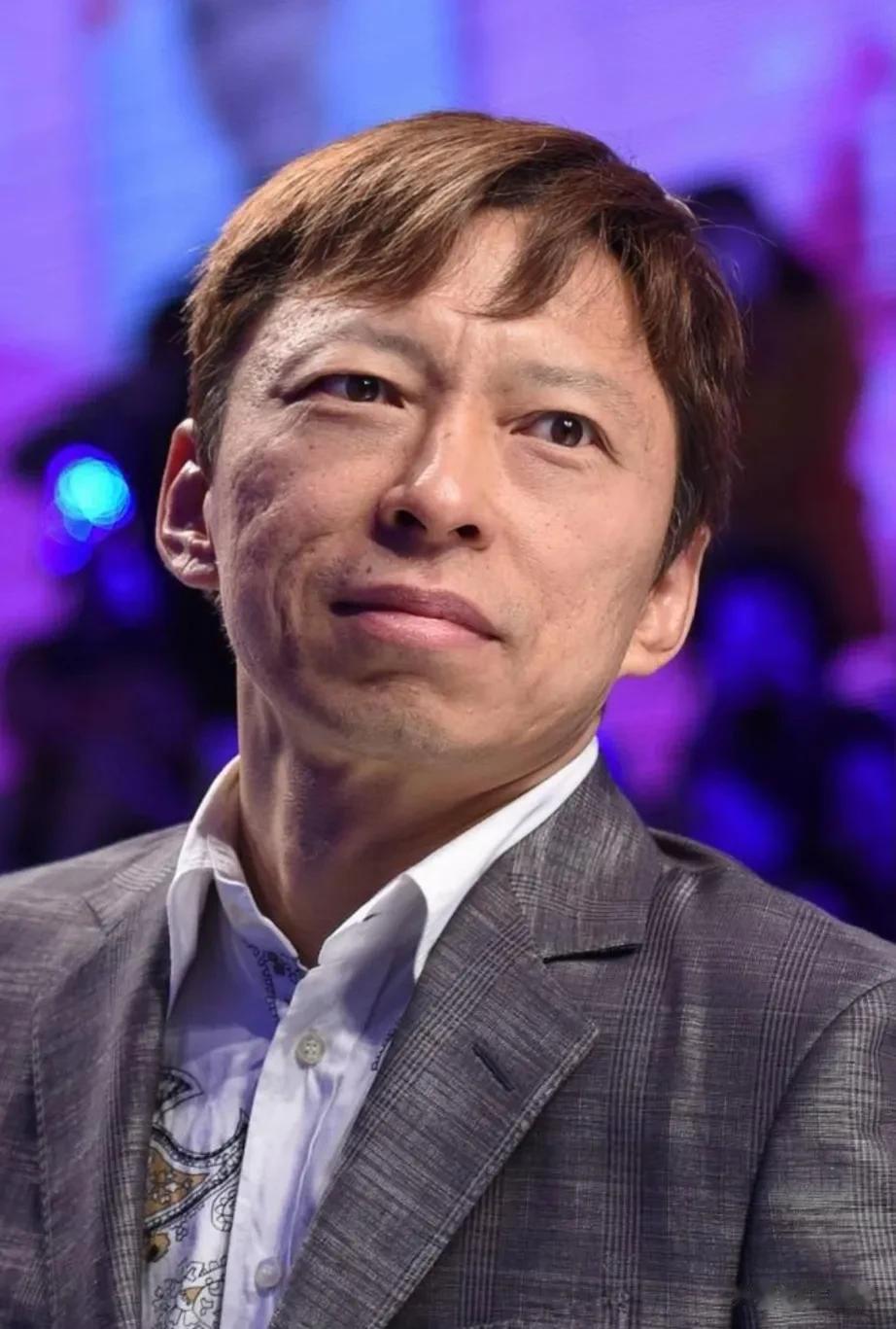 随着马云退出江湖、许家印轰然倒地、王健林日渐消瘦、杨惠妍风光不再的时候，商界大咖