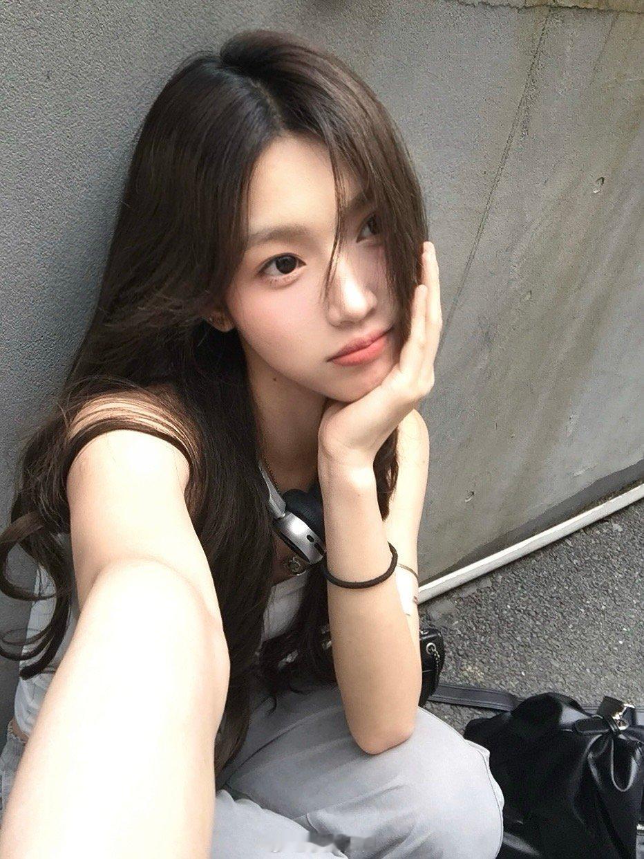 6月快点走吧  🚇 ^ ̳- ‧̫ • ̳^ฅ ​​​