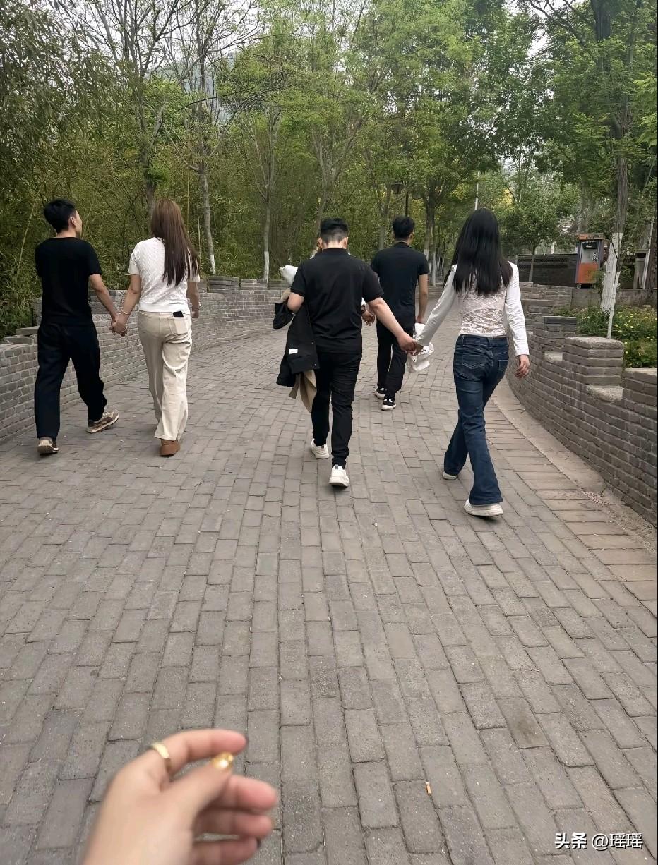 这天下大事从来都是合久必分，分久必合
