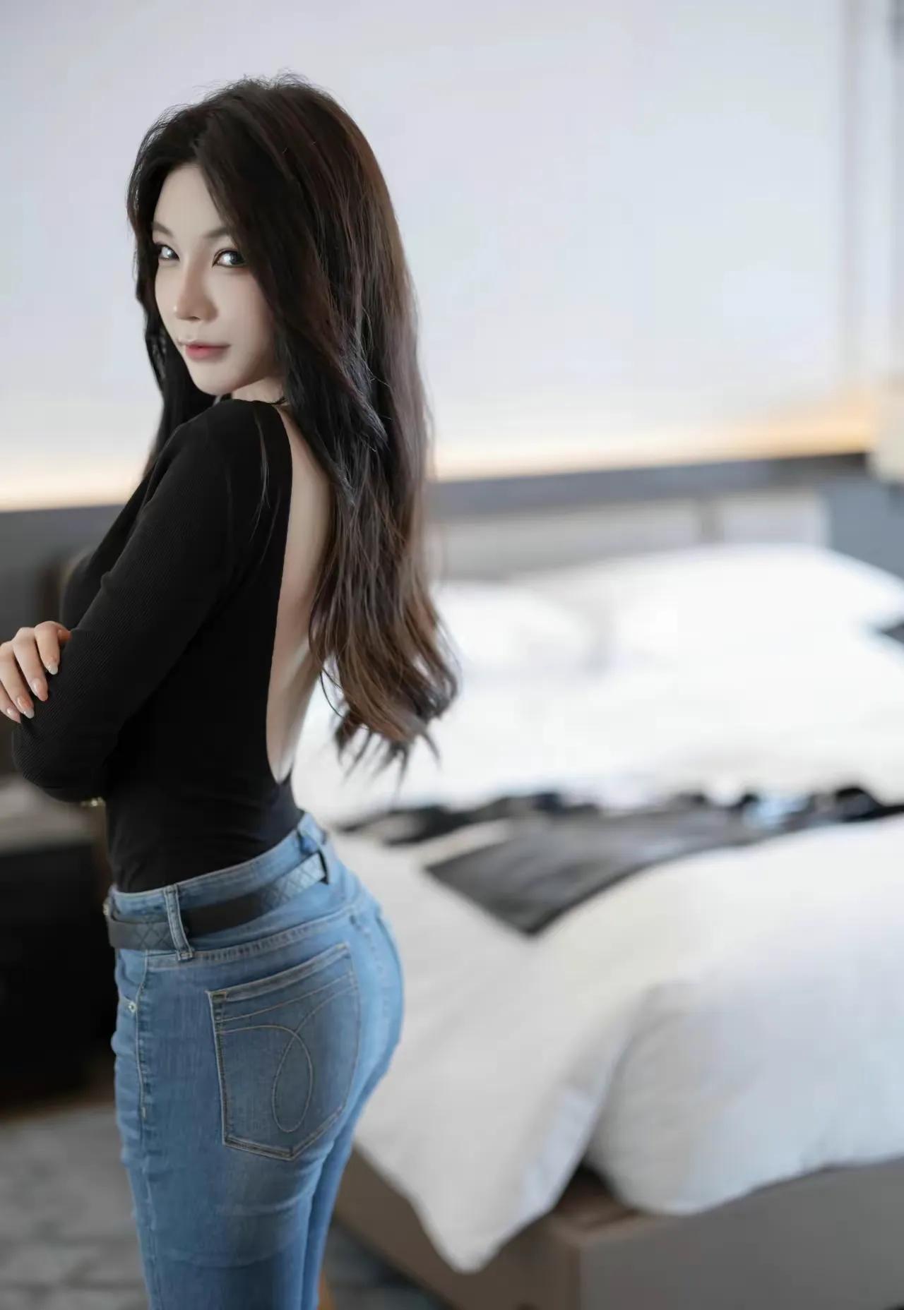牛仔裤女孩，青春，靓丽