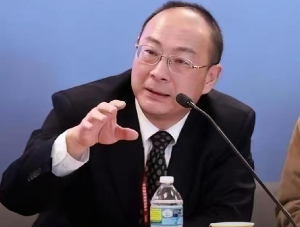 中国统一台湾时，美国若插手干预，那就等于向中国宣战了！当中国摆平台湾后，中美开战