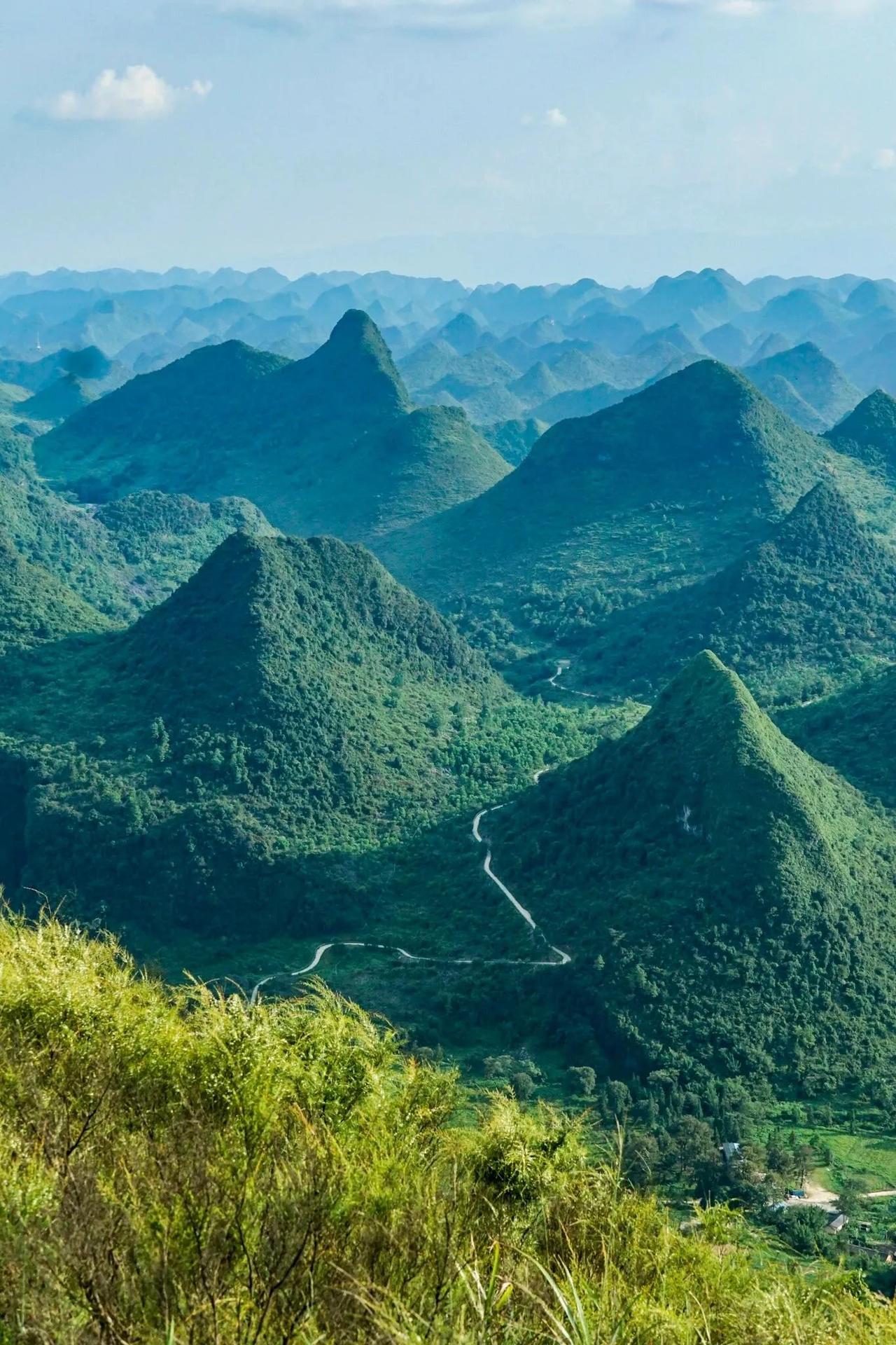 山水之间#心灵得到净化# 户外活动穿搭#展现美丽风景#