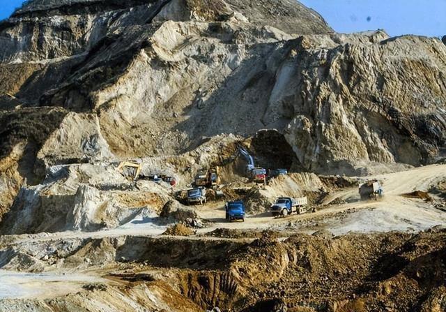 巴西2100万吨稀土堆成山，产量却仅0.03%！审批超3500个申请压桌，外资不