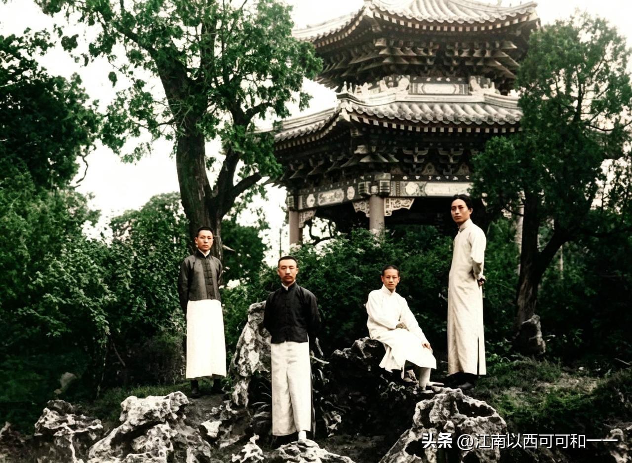四个少年中国学会成员为何走出四条不同的道路？

1. 左一：雷国能
身份：少年中