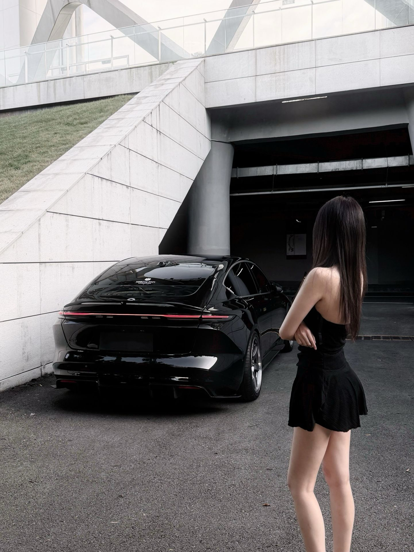 蔚来有几个车型还是比较帅的 