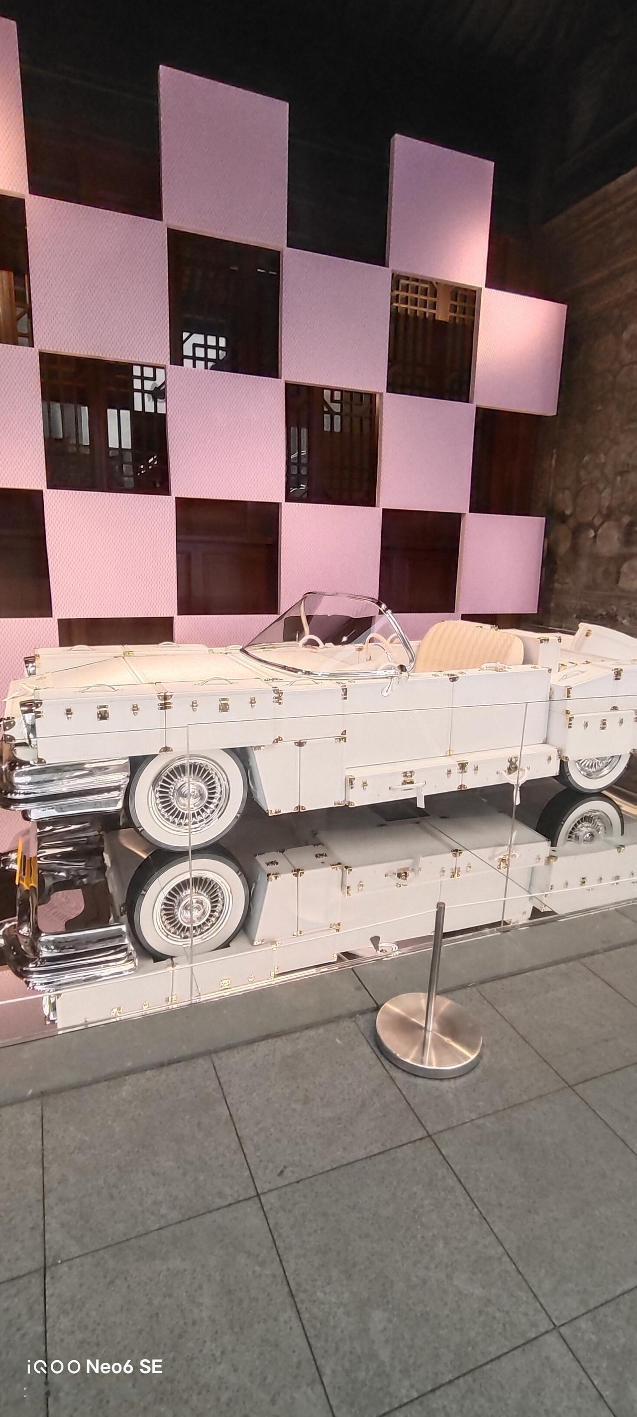 考察一个男人最好的方式，

就是让他去开车，

从一个男人开车的样子，

就大约