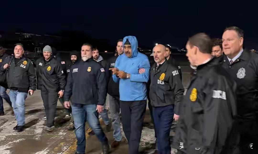 中方选择正面硬刚，牵头金砖多国联合军演，不准特朗普肆意妄为