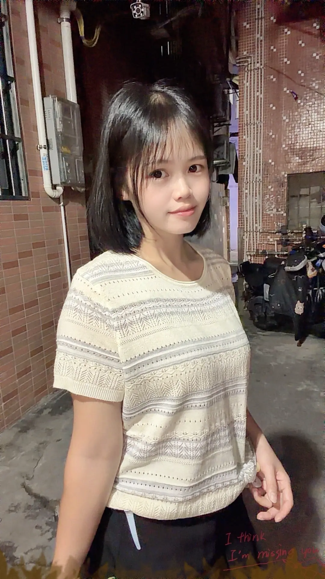 生于1989年，38岁，只偏爱老歌的温柔沧桑，阅尽人情才知，取悦自己胜过一切。