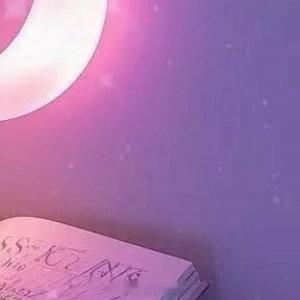 晚安心语 睡一个长长的觉，听一首喜欢的歌，减少自己浓烈的爱，感受生活明朗，万物可