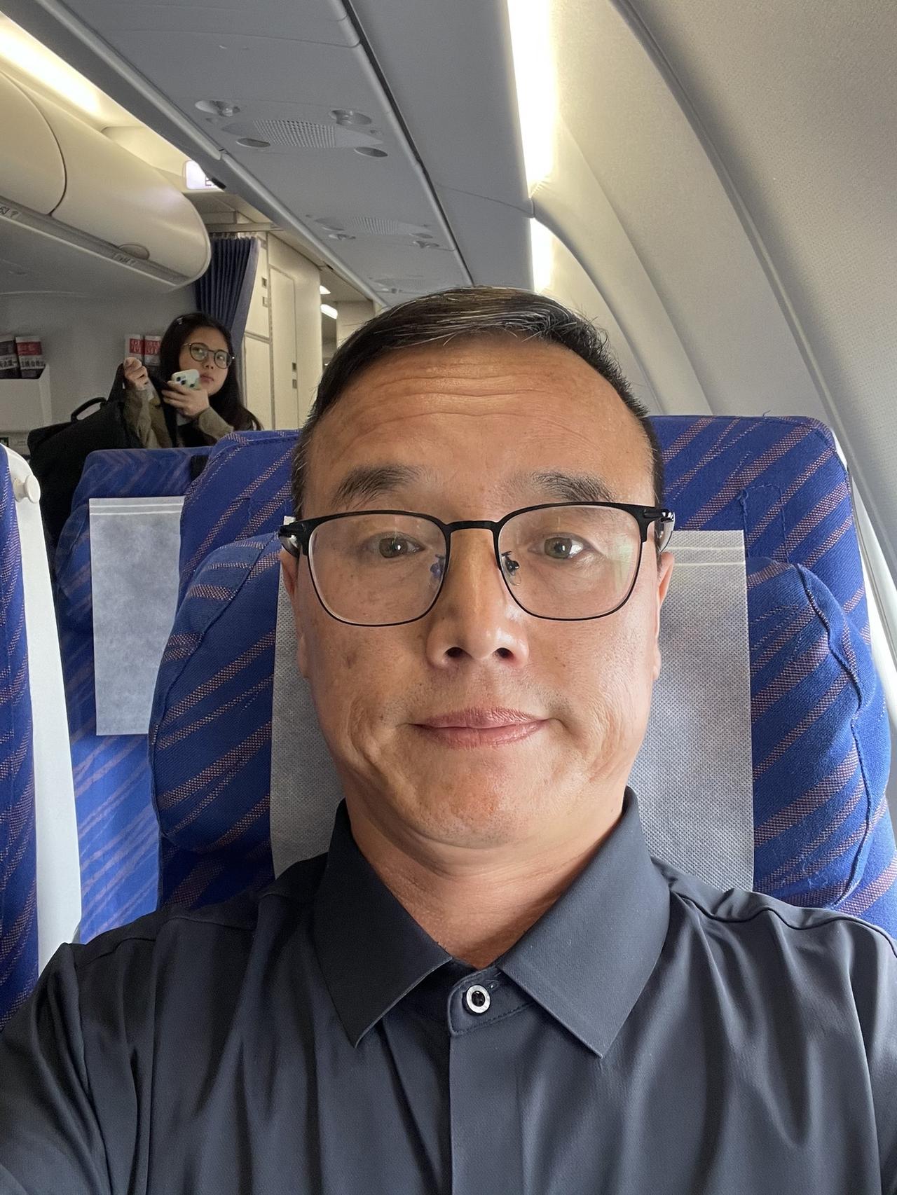 深圳飞往✈️西宁安全到达，各位亲友，勿念