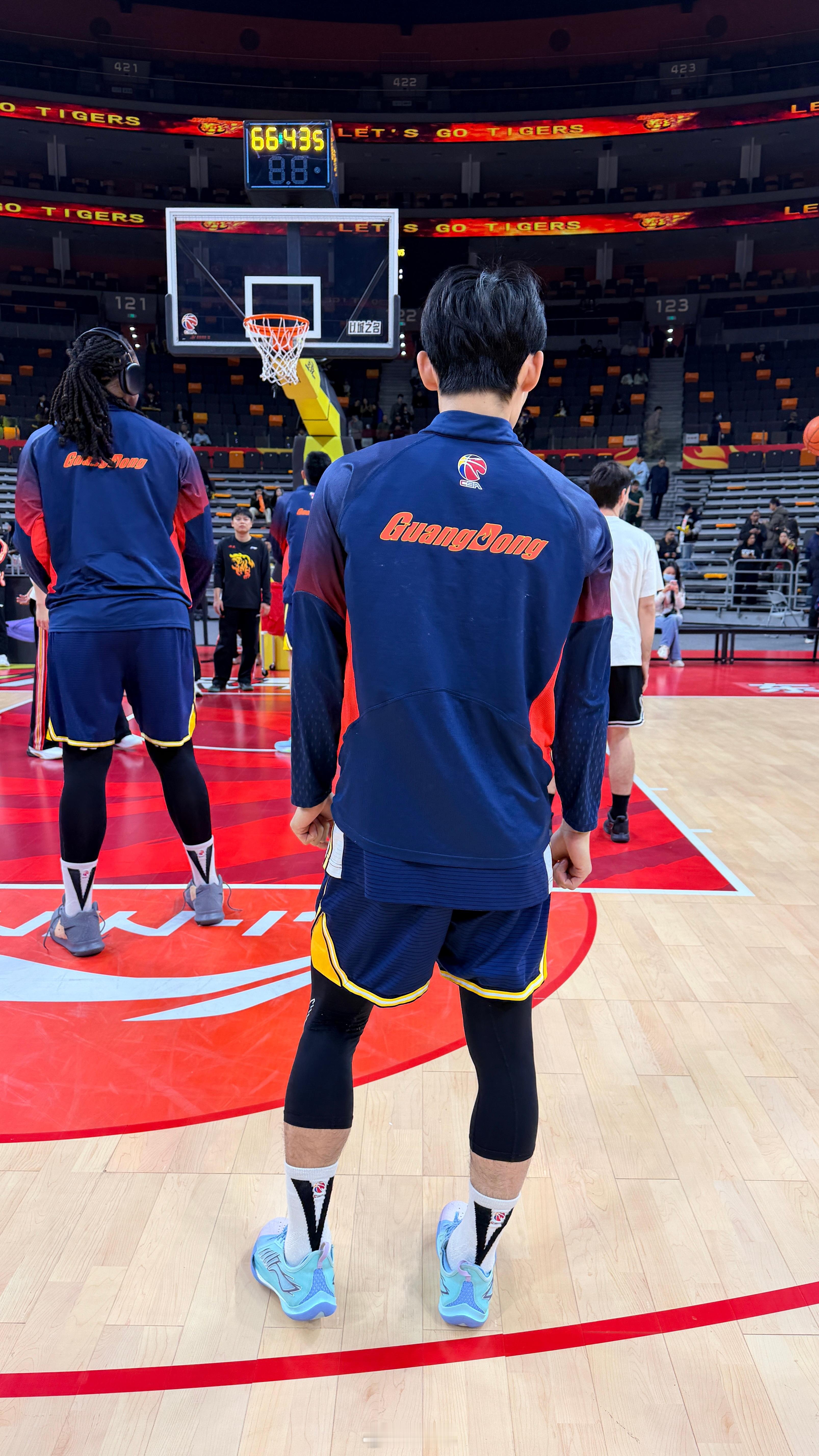 广东男篮vs浙江男篮  嘿嘿 来了XJ 东莞·东莞银行篮球中心