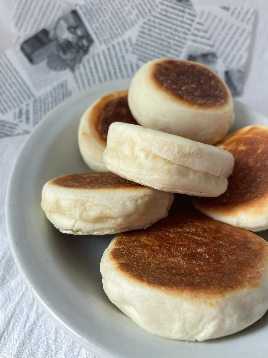 不用烤箱的外脆里软小面包！太太太好吃了！！