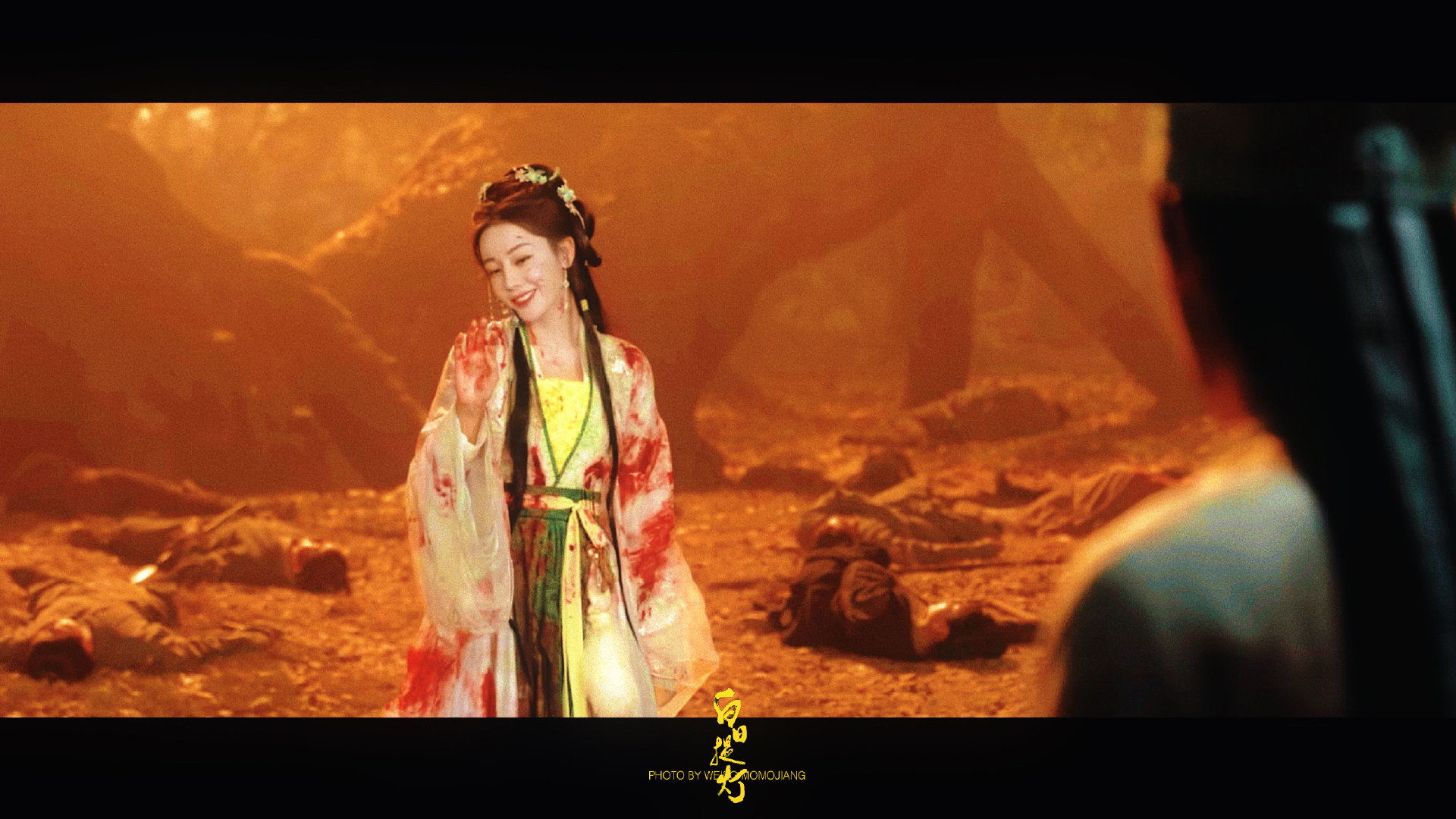 白日提灯线下够我脑补一集了高鹤元杨肸子的新人饭撒也太戳人了！温柔对视、默契接梗，