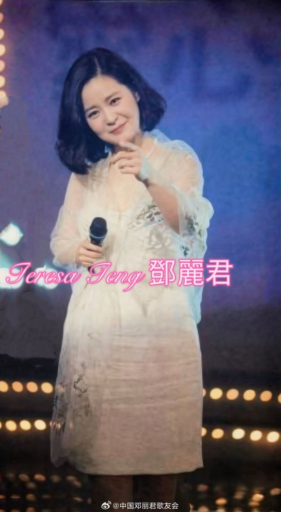 1991年7月21日，在亚视赈灾特备节目《爱心献华东》直播前，刚结束日本两星期宣