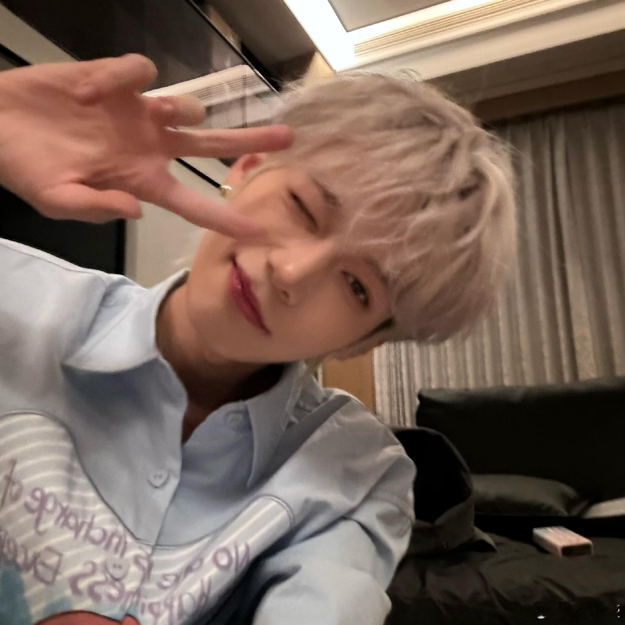 孙恩盛 何秋亊  抖颜一又是啥？？？？ 