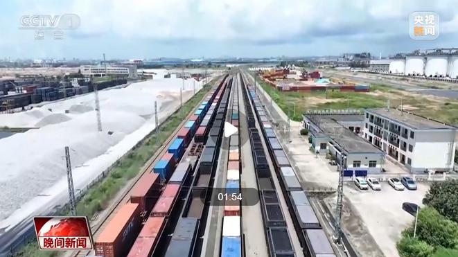 铁路37亿吨货、长江19万亿外贸、海上4000万吨油、数字9万亿消费——四大数据