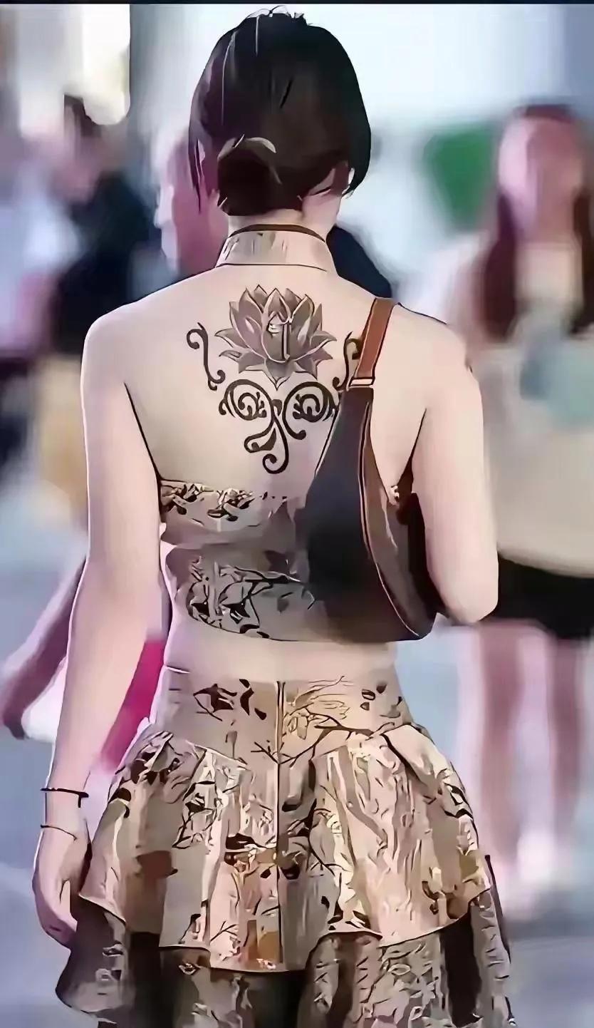 这是衣服还是纹身