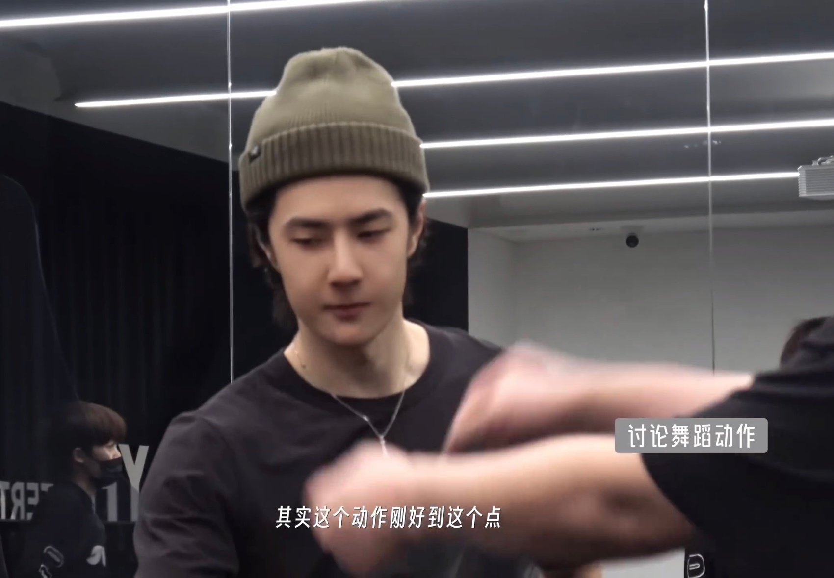 博君一肖 奶膘看着好软啊手痒！好想捏一下啊