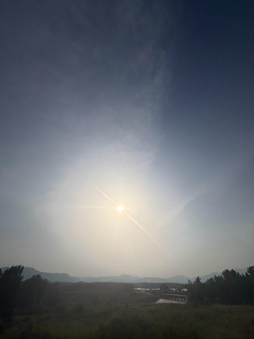 在资本市场盈利，有三种战略性的方案（一）拿住3年或者更长最NB最有成长最有价值的