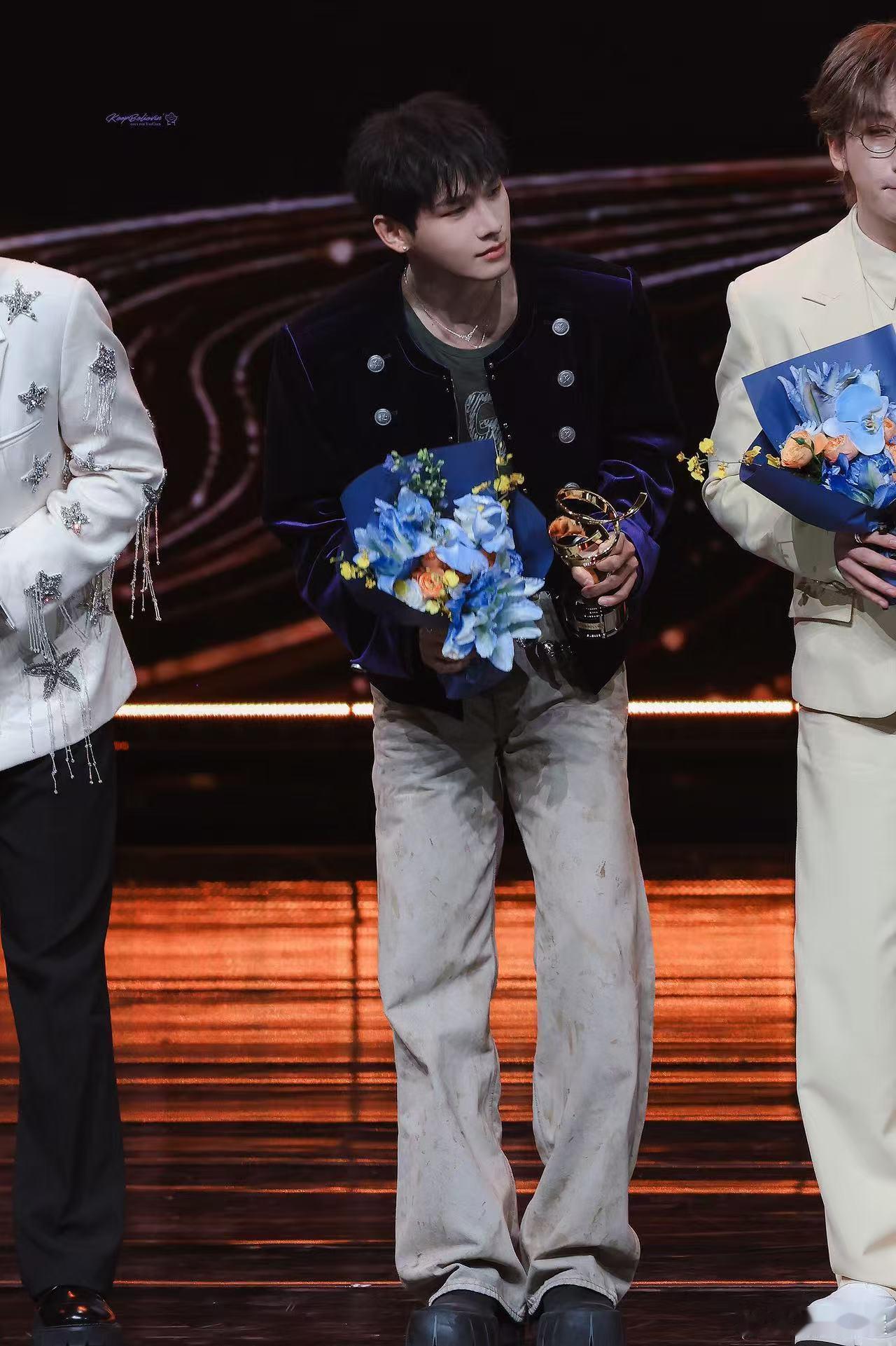 姚琛十分钟把我一天的事干了姚琛这人生体验也太丰富了！十分钟高效完成一堆日常琐事，