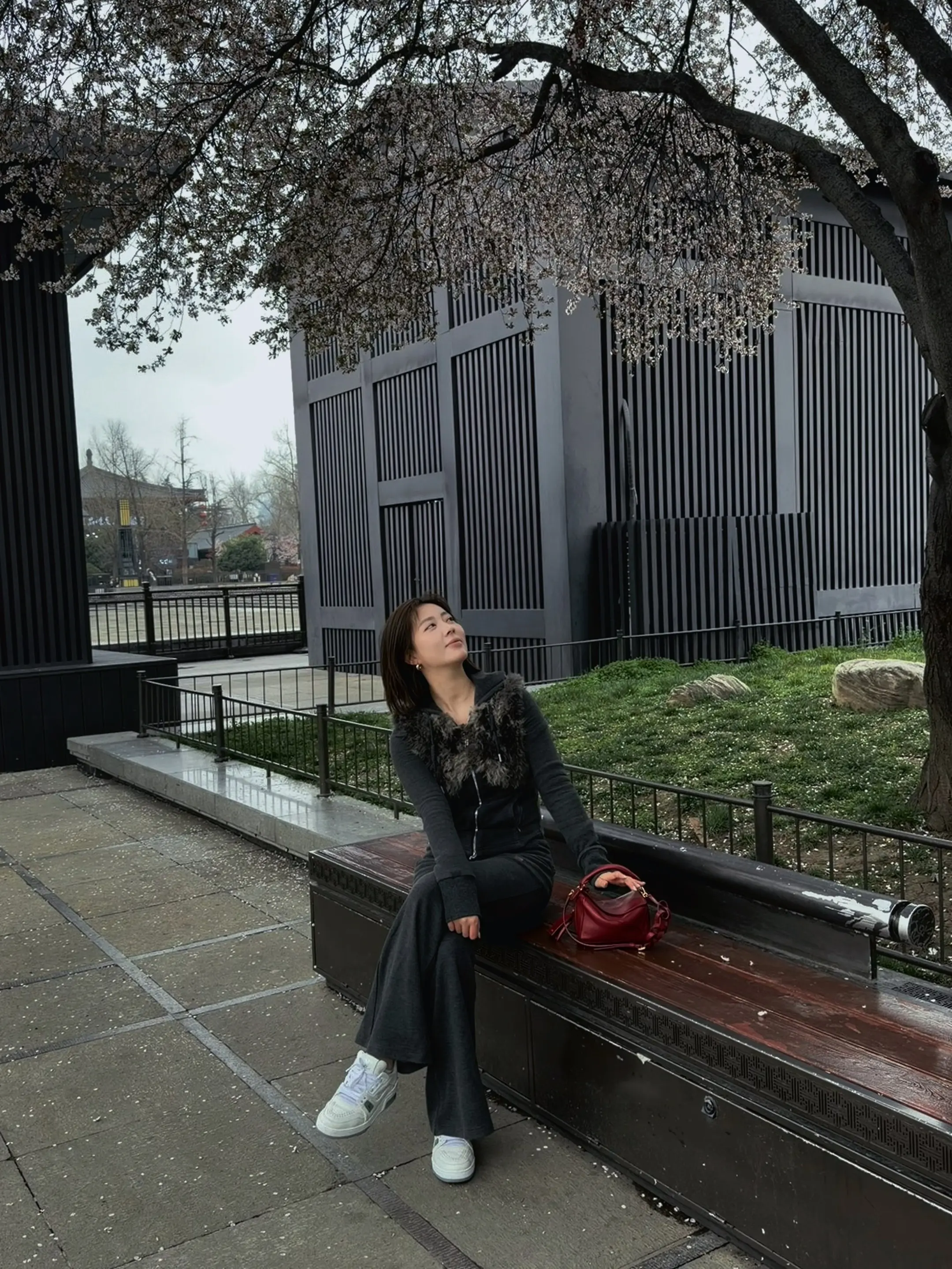 8块8的摄影师给拍的游客照😃