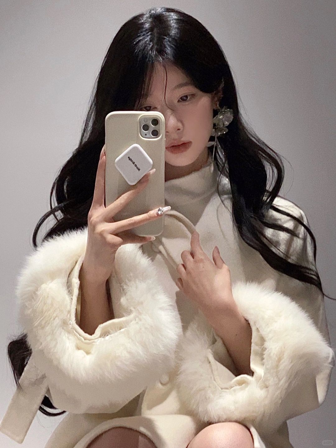 𝒜𝓁𝓁 𝓌𝒽𝒾𝓉ℯ ‧₊˚ 🦢  .