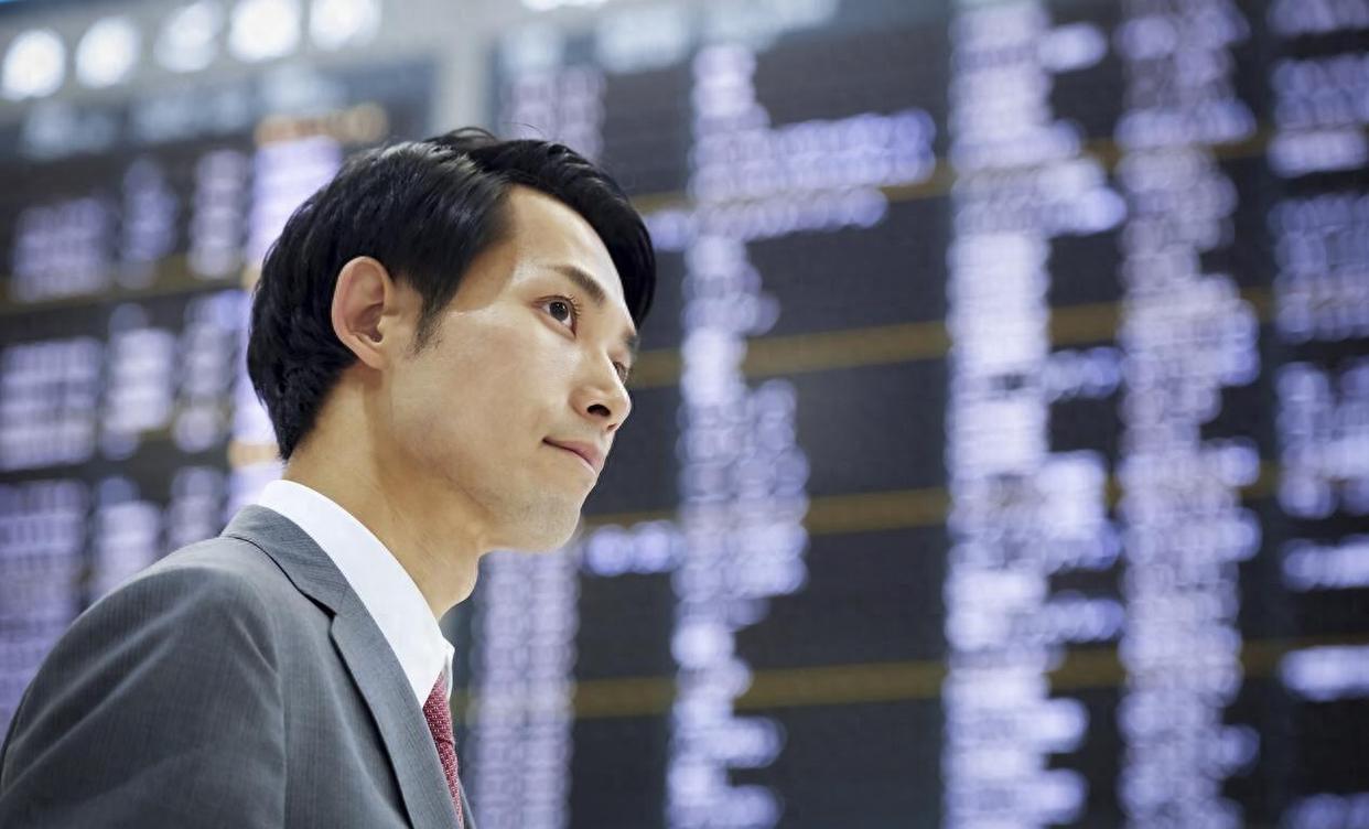 退休前因工作被降级，导致退休工资受影响，这看似让人难以接受，但并非没有“天理”可