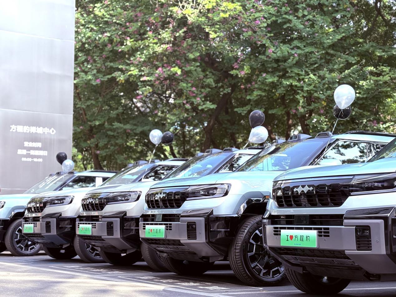 新能源全栈技术看比亚迪，智驾看华为，那要是这两大杀手锏都有呢？由比亚迪华为两家科