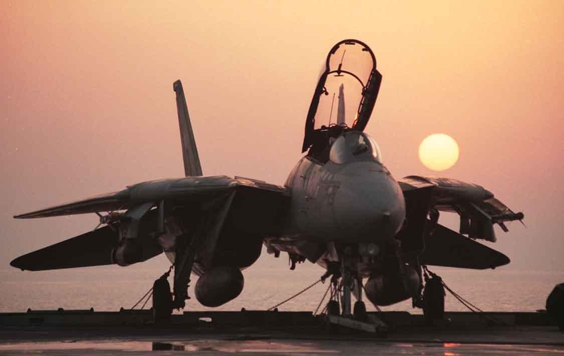 猫宁。霞光下的F-14大猫们 ​​​