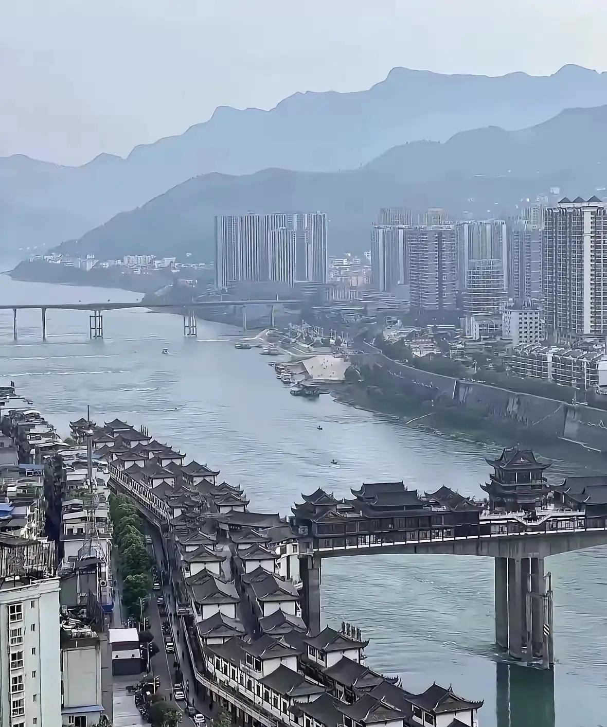 今天接到一个广州号码的来电，我接连挂断了五次，可对方依旧执着地拨打，第六次接通时