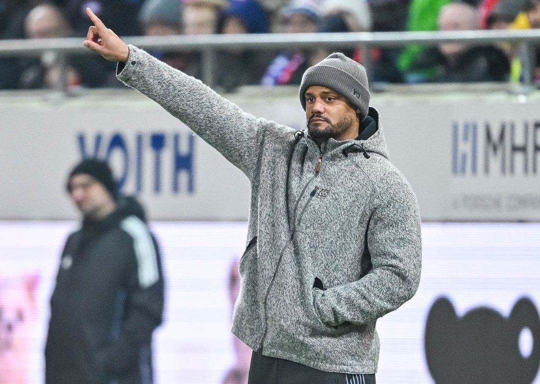 孔帕尼：“这周感觉就像是疫情周，队员们一个接一个地生病。其他队员训练都很刻苦，今