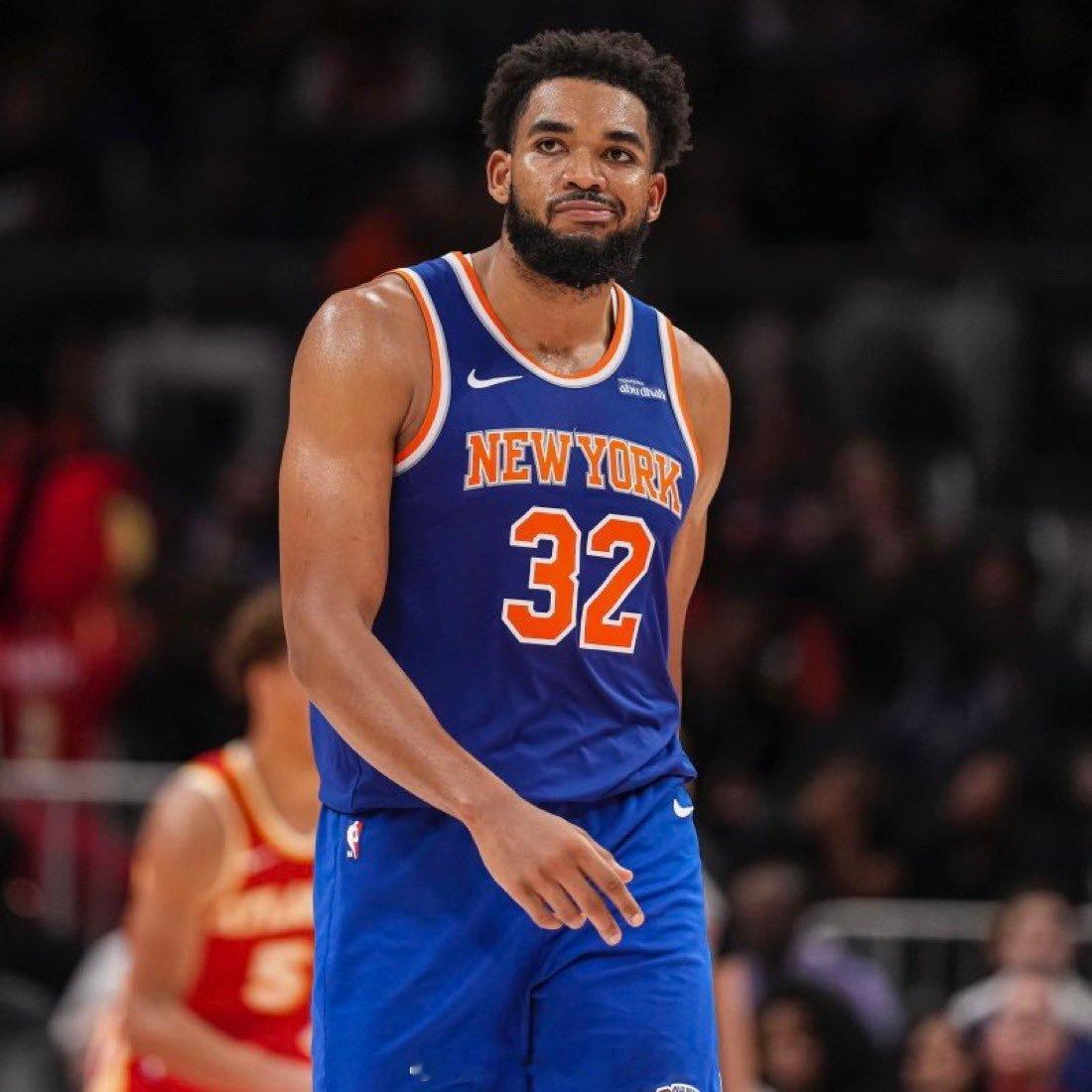 据Sam Amick报道，唐斯对尼克斯今夏涉及字母哥的交易谈判心存芥蒂。 