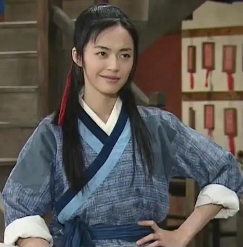 郭芙蓉还有不到一个月就可以赎身离开同福客栈了，2006年1月2日武林外传首播，郭