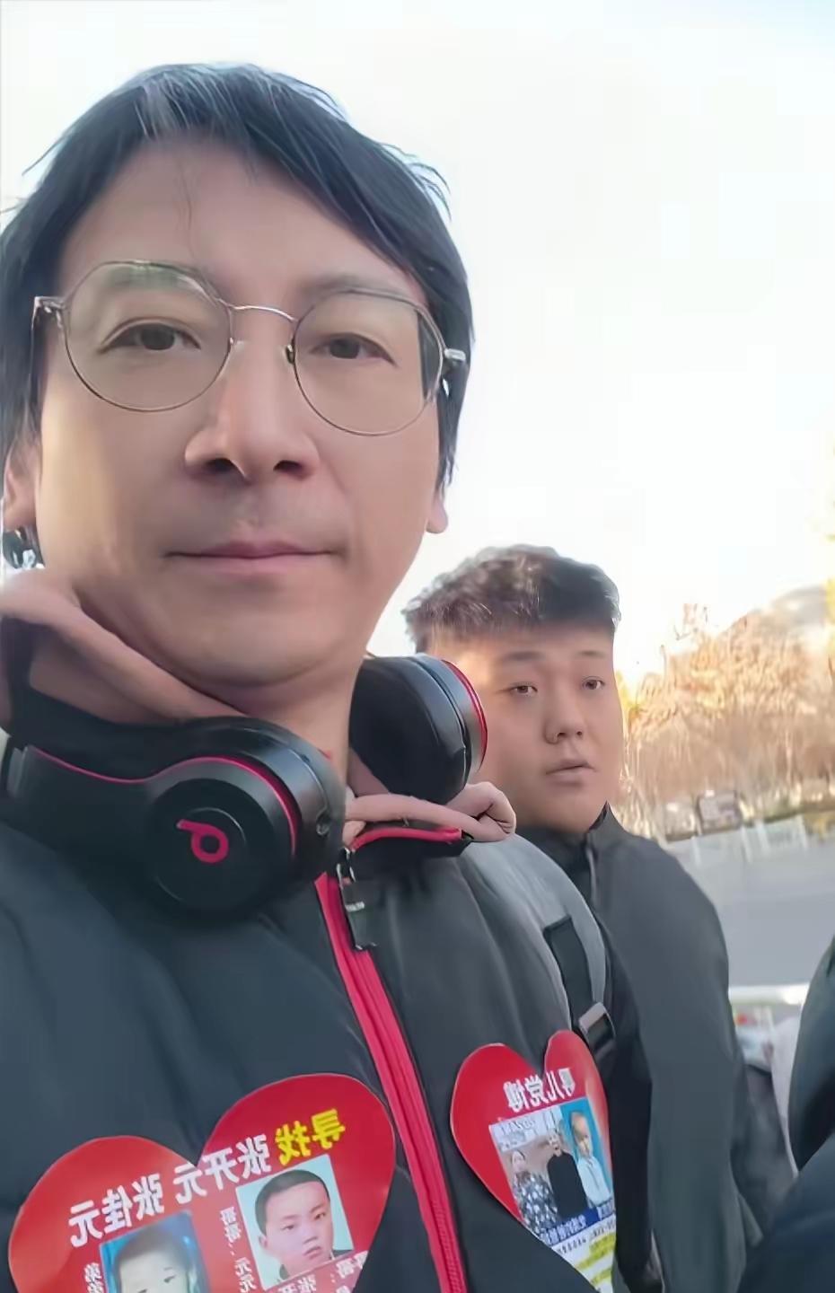 下午张书直播时说，下周二李律要在北京开课，有网友追问是不是“626”的事有结果了