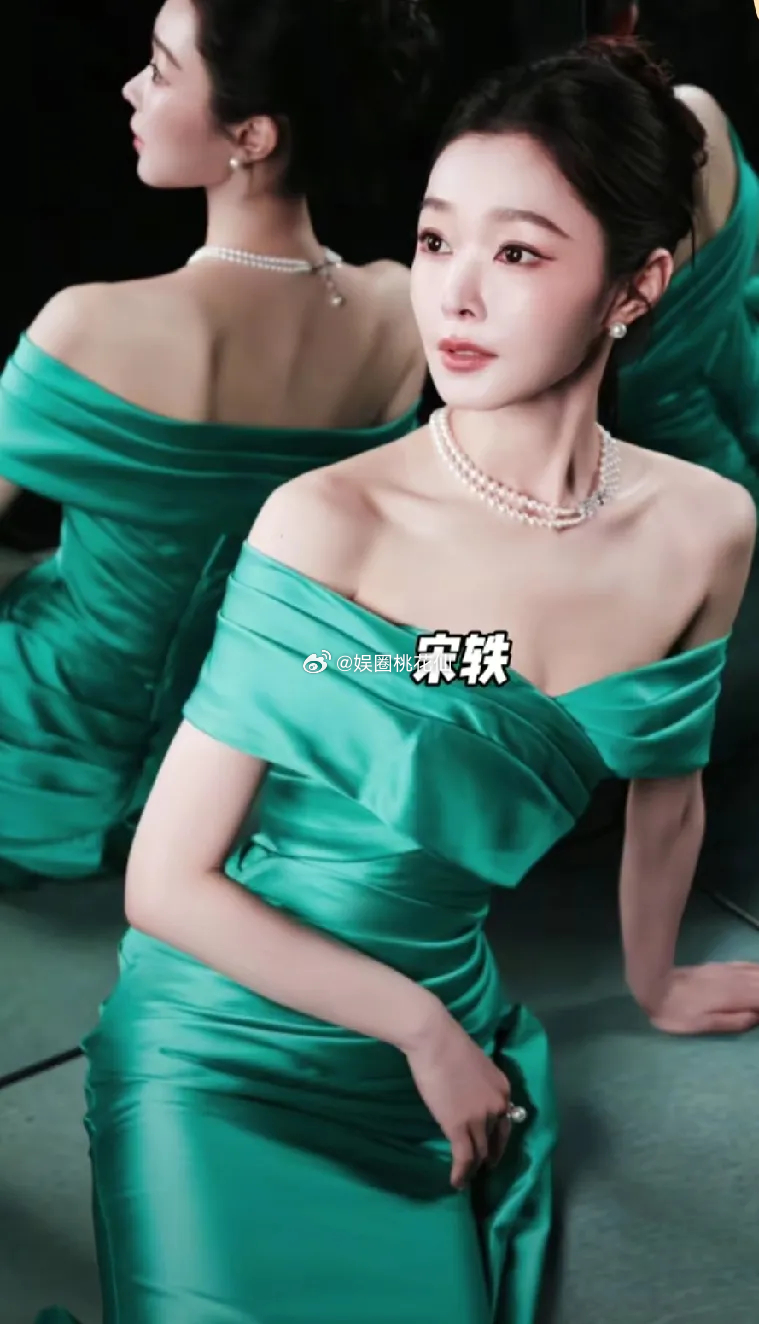 微博之夜这五位的穿搭各有亮点！卢昱晓的白色头纱带点神秘感，张萌明艳动人尽显风情，