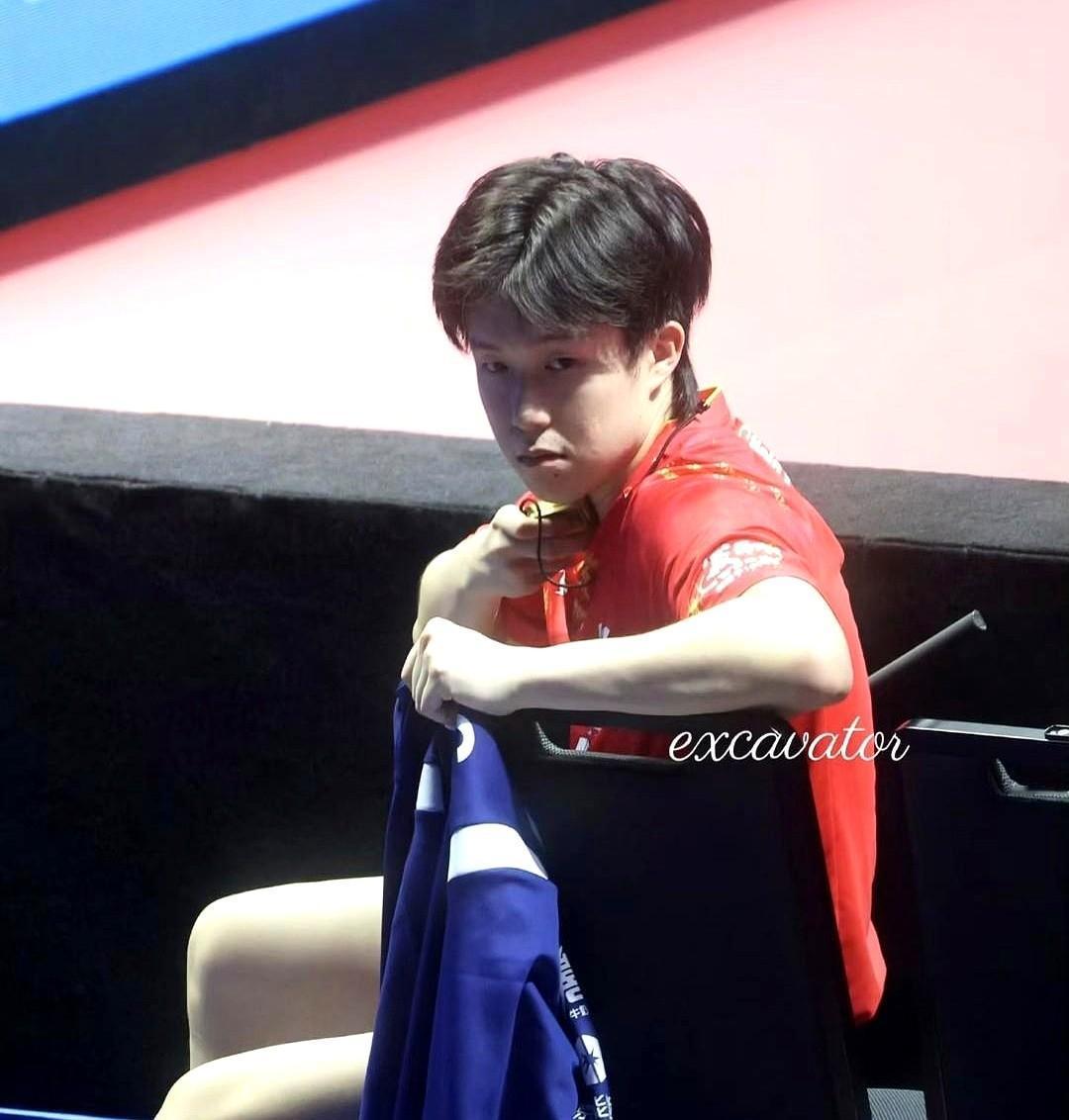 全运会上河北女乒那位被粉丝叫“王大小姐”的选手，混双打得是真亮眼。官方数据摆着，