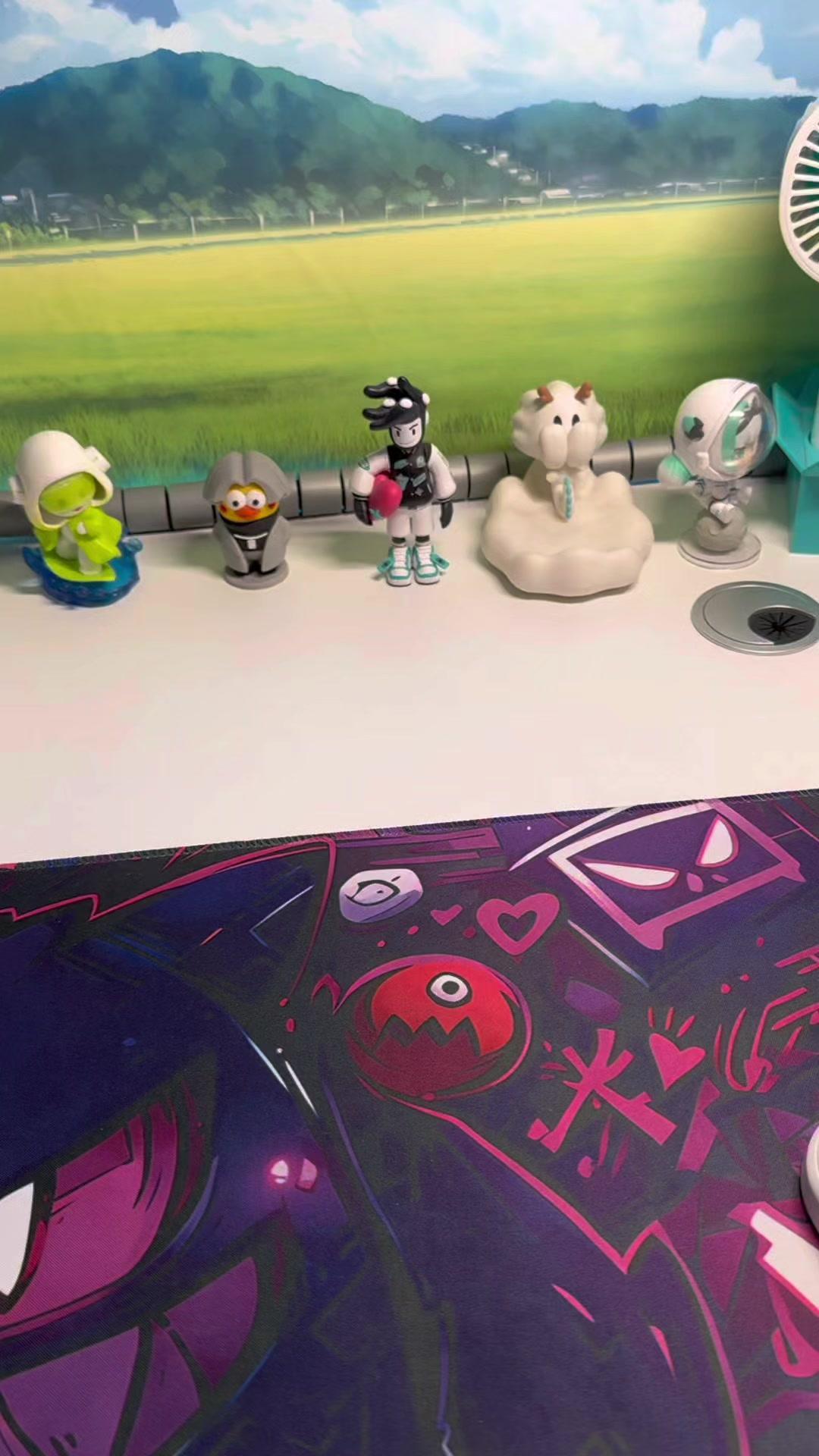 💥预算100左右，这款魅族PANDAER冰能秒磁散热背夹还不错。
优点：
1️