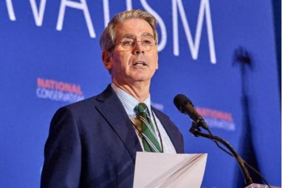 美国财长贝森特认为：中国买俄罗斯石油是自用，合情合理；而印度低价买俄罗斯石油，再