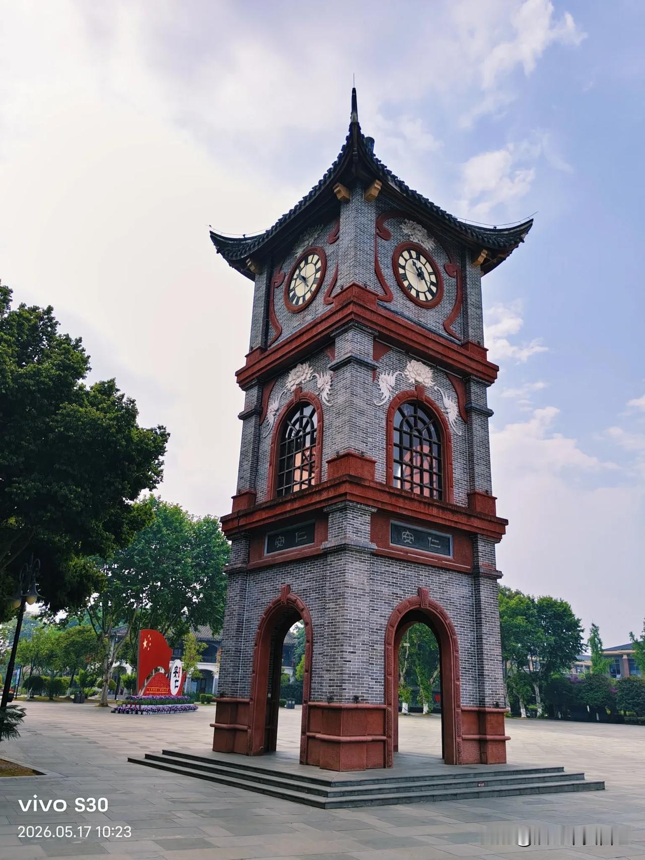 今天终于去了成都安仁古镇！
这是我一直心心念念的地方，距成都39公里，一个被称为