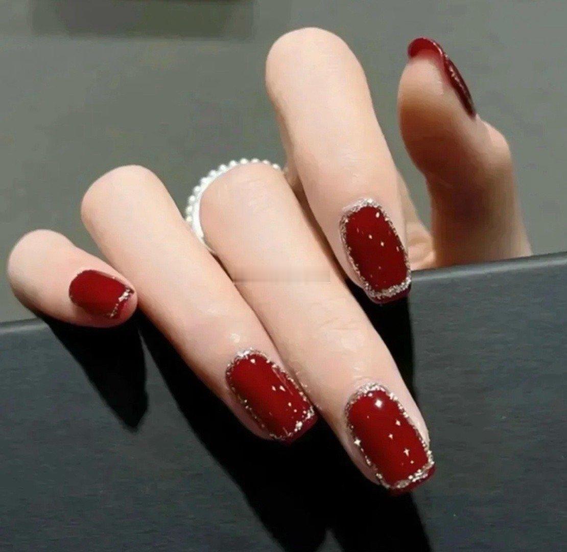 树莓红｜风格大赏转眼间，2025年的尾巴已经到了，空气中已经开始弥漫着浓浓的年味